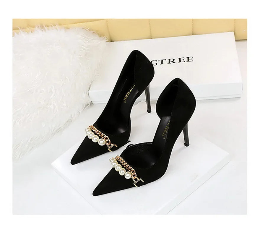 2025 New Fashion Pearl Chain Office Women Pumps Black Flock Side Hollow High Heels Stiletto Pointed Toe Female Party Shoes Dress