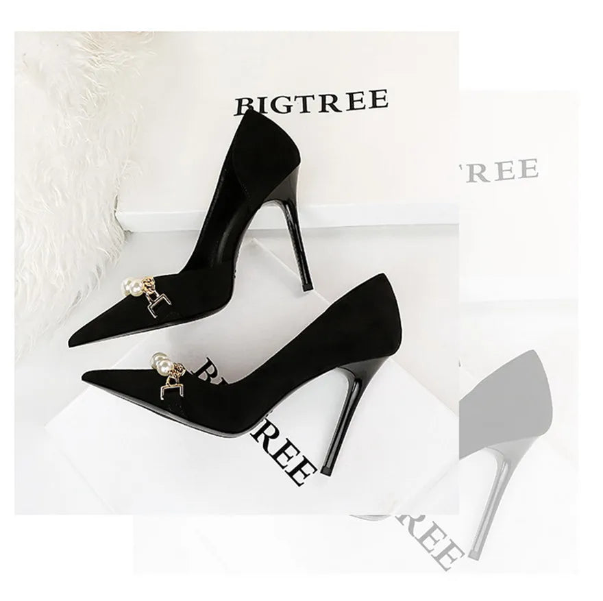 2025 New Fashion Pearl Chain Office Women Pumps Black Flock Side Hollow High Heels Stiletto Pointed Toe Female Party Shoes Dress